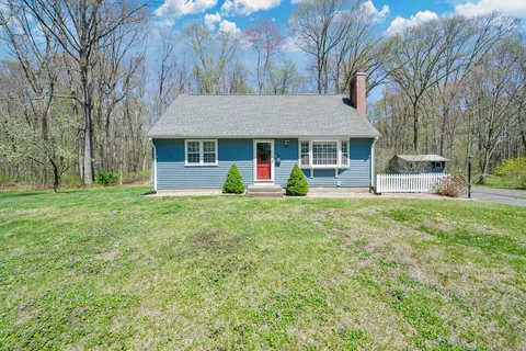12 Rocket Run, Enfield, CT 06082