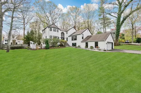 11 The Mews, Westport, CT 06880