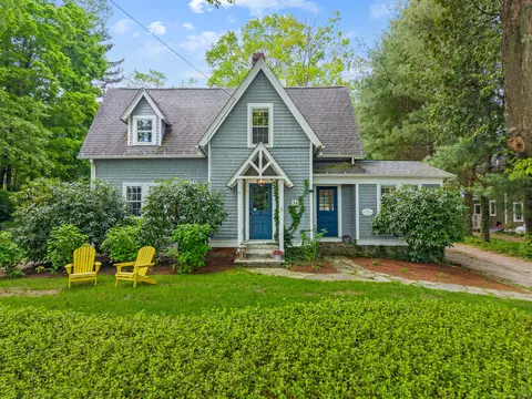 34 West Ave, Essex, CT 06426