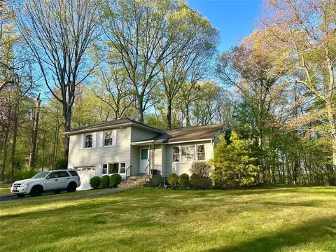 2474 Ridge St, Yorktown, NY 10598