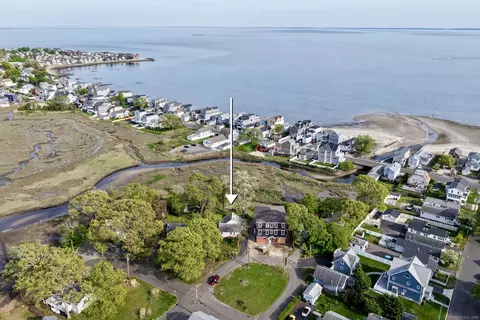 19 Summer Pl, Milford, CT 06460
