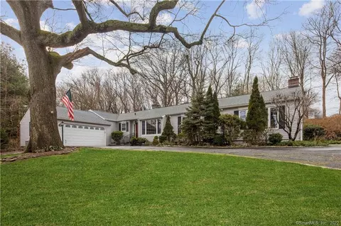 15 Honey Hill Rd, Norwalk, CT 06851