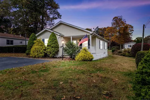 3 Woodland Trl, Killingworth, CT 06419