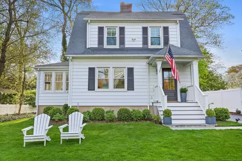 39 Dubois St, Darien, CT 06820
