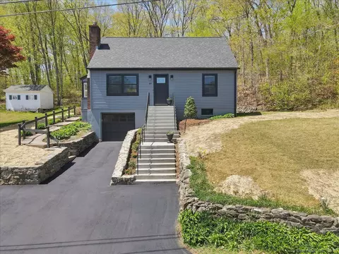 69 Nick Rd, Middlebury, CT 06762