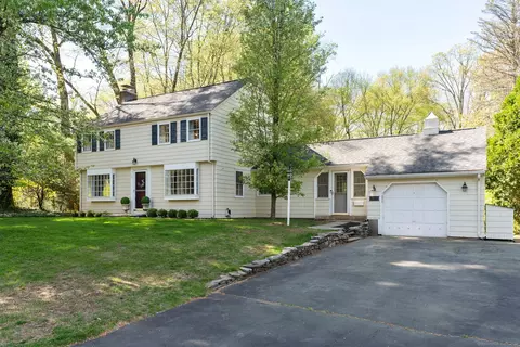 90 Sheep Hill Dr, West Hartford, CT 06117