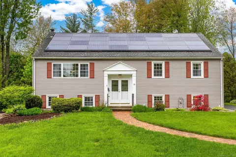 20 Birchlawn Ter, Newington, CT 06111