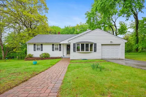 162 Leonard Rd, Hamden, CT 06514 photo 1