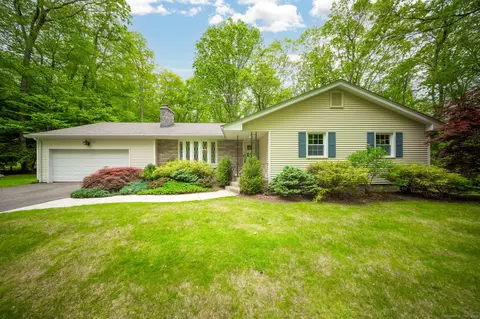 26 Converse Rd, Bolton, CT 06043