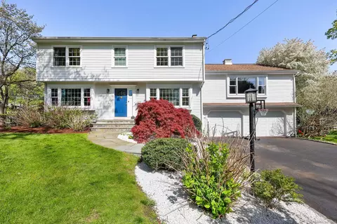 218 Elm St, Fairfield, CT 06824