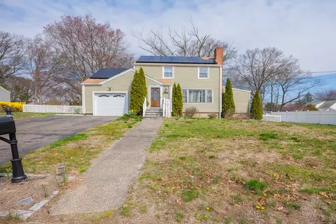 50 Fox Hill Rd, Stratford, CT 06614