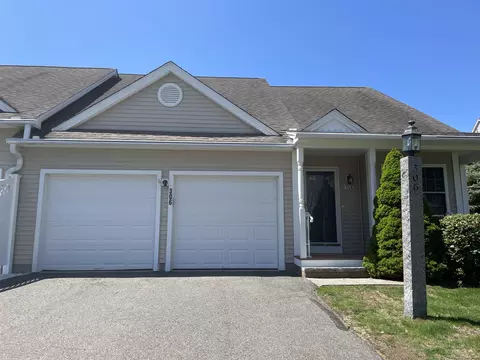 306 Spruce Hill Dr, Oxford, CT 06478