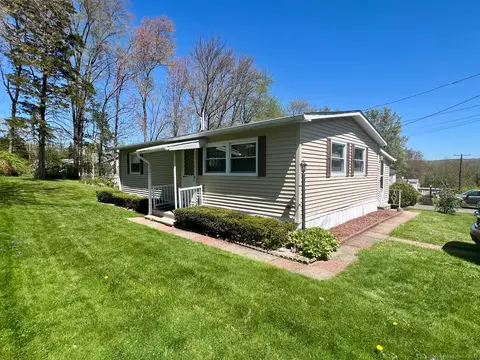 10 Mountain View Rd, Southington, CT 06489