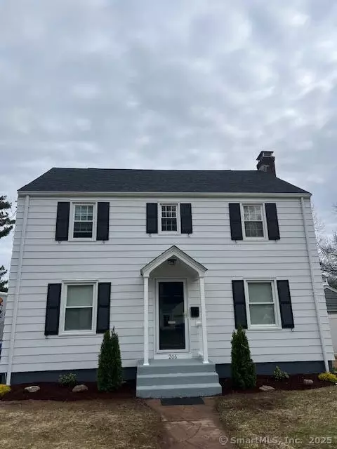 206 Hollister St, Manchester, CT 06042