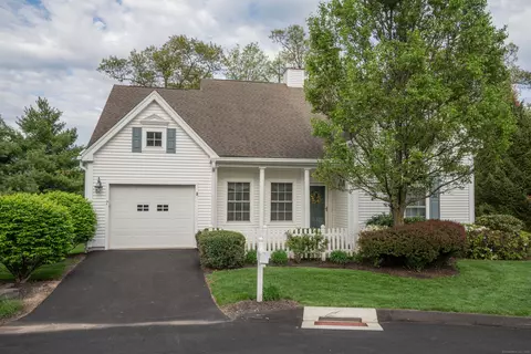 7 Plumtree Cir #7, Farmington, CT 06032