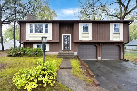 496 Jude Ln, Southington, CT 06489