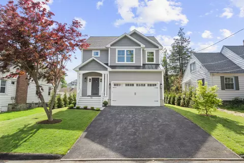 93 Wyoming St, Stratford, CT 06614