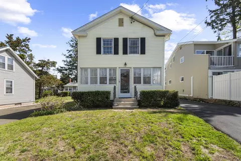11 Pent Rd, Madison, CT 06443