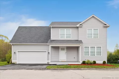 3 Julian Cir #3, Sterling, CT 06377