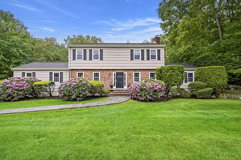 50 Carriage Dr S, Stamford, CT 06902
