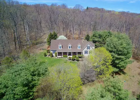 75 Stepney Rd, Redding, CT 06896