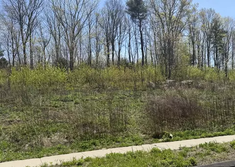 156 Corbin Rdg, Bristol, CT 06010