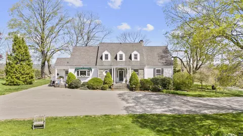 98 Barrett Hill Rd, Brooklyn, CT 06234