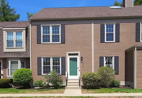 25 Whitney Ln #25, Glastonbury, CT 06033