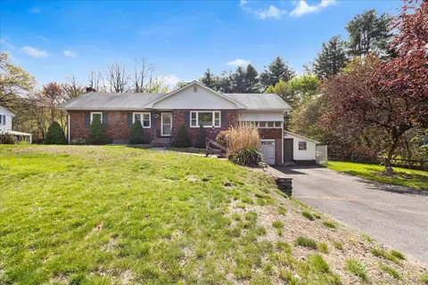 26 Hillside Dr, South Windsor, CT 06074