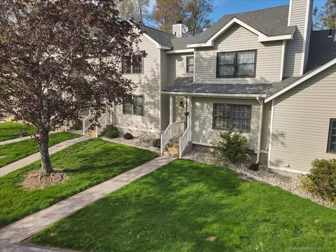 1006 Canterbury Ln #1006, Colchester, CT 06415