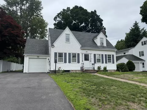 34 Knollwood Rd, East Hartford, CT 06118