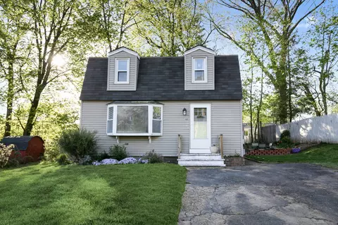 40 Hillside St, Meriden, CT 06451