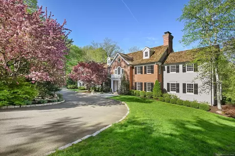 1187 Smith Ridge Rd, New Canaan, CT 06840