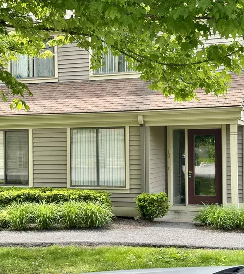 19 Riveredge Dr #19, Winchester, CT 06098