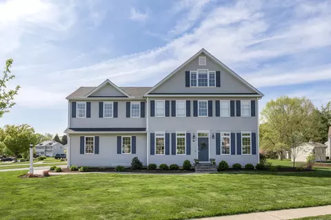 5 Dana Blvd, Wallingford, CT 06492