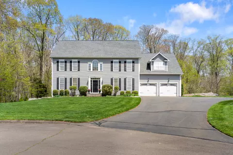 13 Partridge Ln, Branford, CT 06405