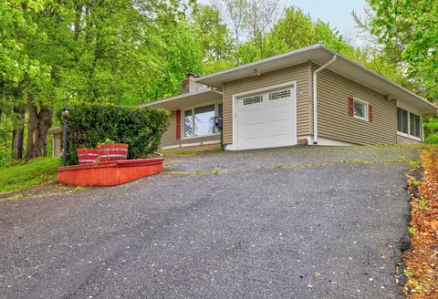 322 Lydale Pl, Meriden, CT 06450