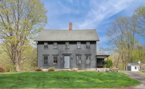 115 Toddy Hill Rd, Sandy Hook, CT 06482