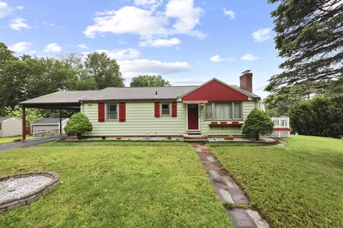 201 Orchard Ave, Newington, CT 06111