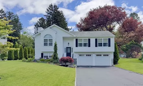 25 Marshall St, Milford, CT 06461