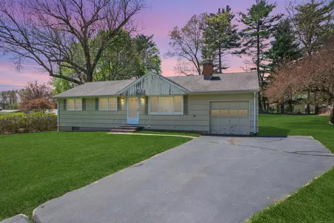 15 Briarwood Rd, Farmington, CT 06032