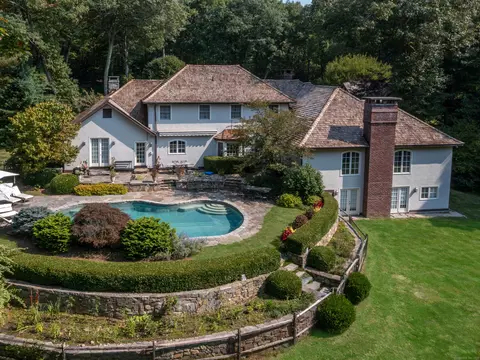 Undisclosed, Roxbury, CT 06783