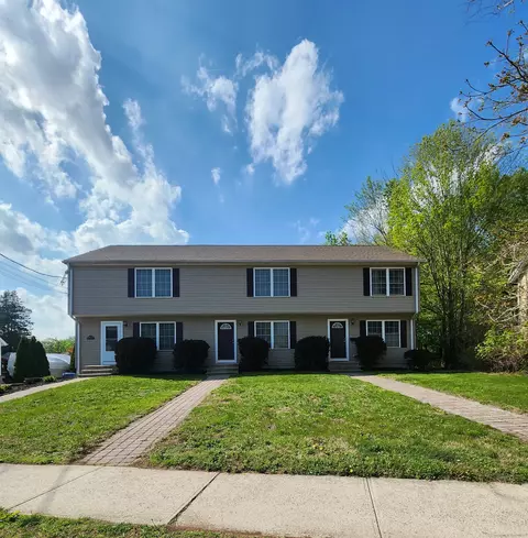 105 S Vine St #2, Meriden, CT 06451