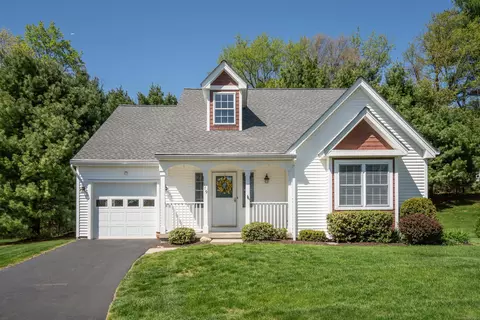 179 Thistle Pond Dr #179, Bloomfield, CT 06002