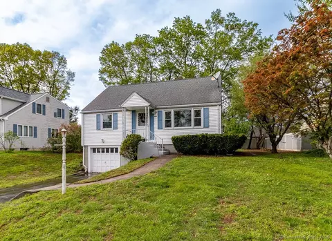 236 Nicholson St, Newington, CT 06111