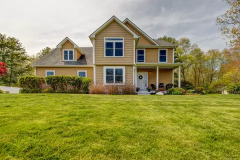 72 Mostowy Rd, East Lyme, CT 06333