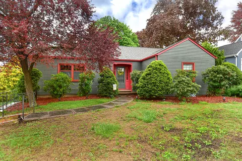 12 Riverdale Rd, Enfield, CT 06082