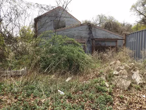 213 Exeter St, Bridgeport, CT 06606