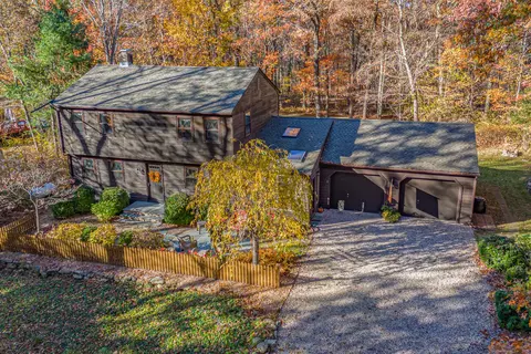 24 Quiet Woods Rd, East Hampton, CT 06424