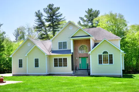120 Derek Dr, Tolland, CT 06084